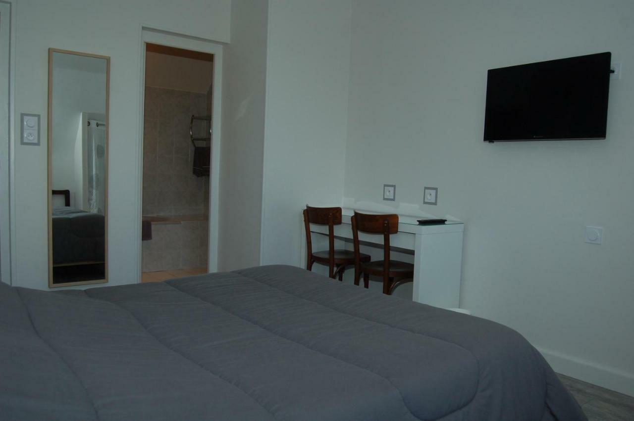 Le Relais Des Primeurs Logis Hotel Taulé Esterno foto