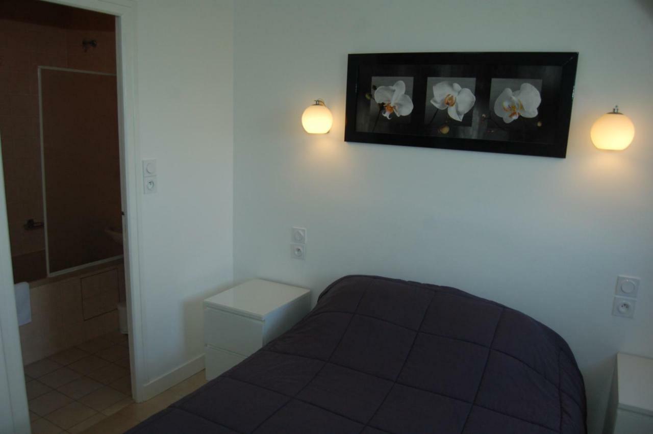 Le Relais Des Primeurs Logis Hotel Taulé Esterno foto