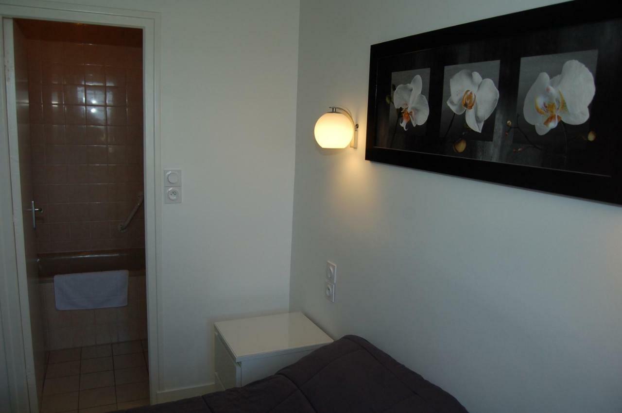 Le Relais Des Primeurs Logis Hotel Taulé Esterno foto