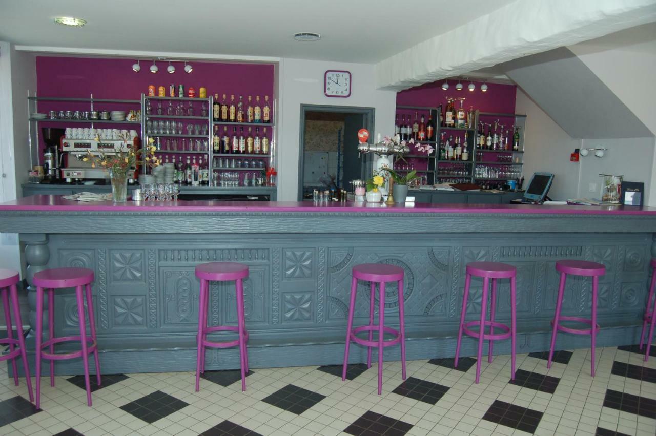 Le Relais Des Primeurs Logis Hotel Taulé Esterno foto