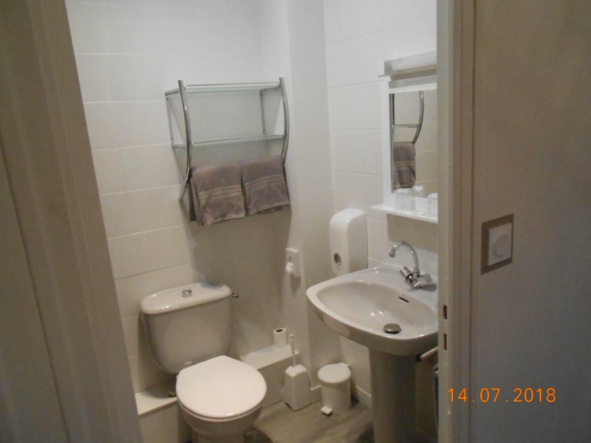 Le Relais Des Primeurs Logis Hotel Taulé Esterno foto